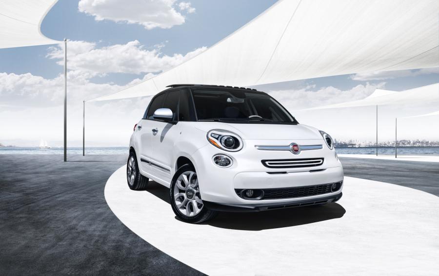  Fiat 500L 2013 года  (US) (фото 18 из 40)